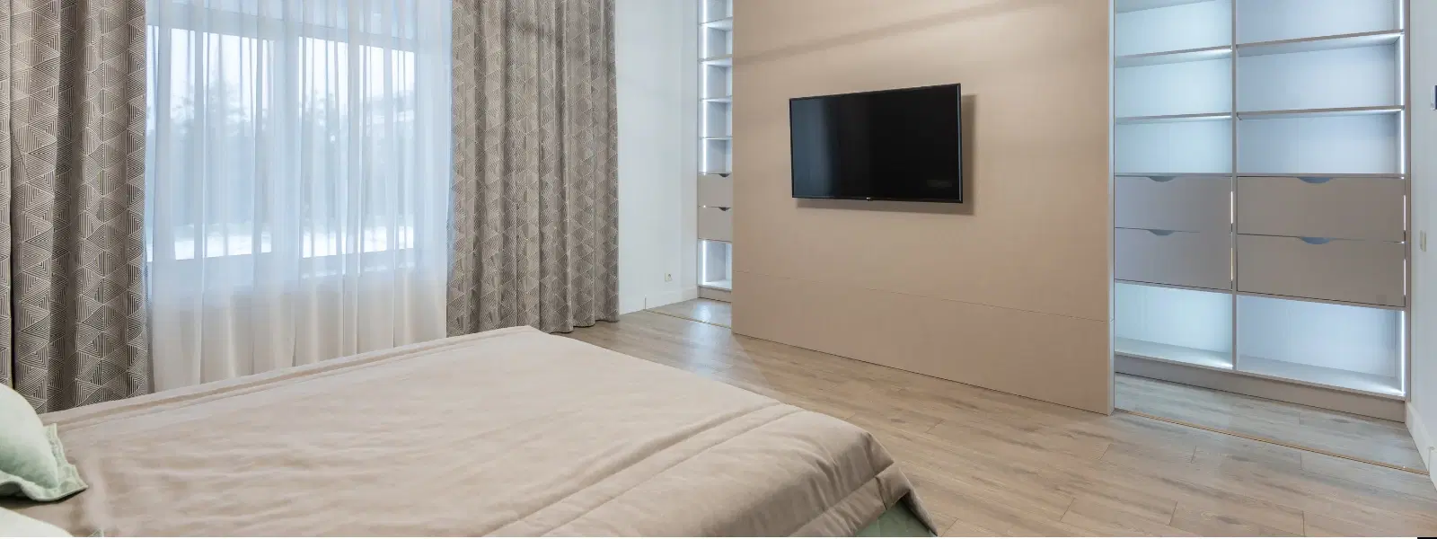 Find Your Perfect Bedroom TV Size