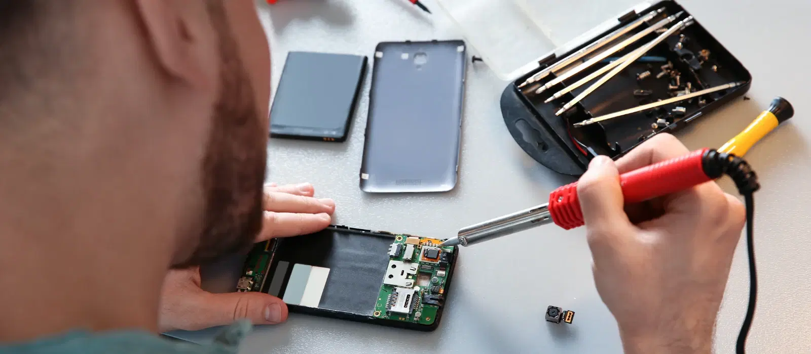 How to Fix Broken Display on Phone: DIY Repair Tips
