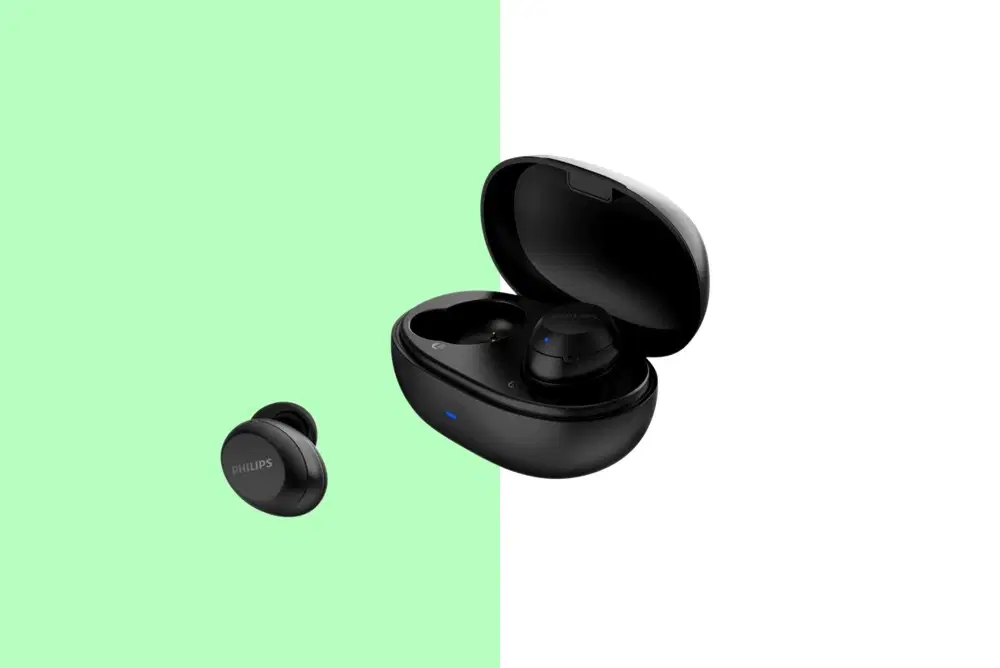 How to Use Earbuds: Setup, Pairing, and Maintenance Tips