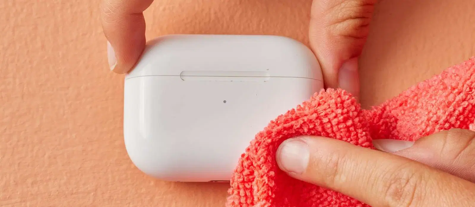 How to Clean AirPods Case Outside: Easy Maintenance Tips