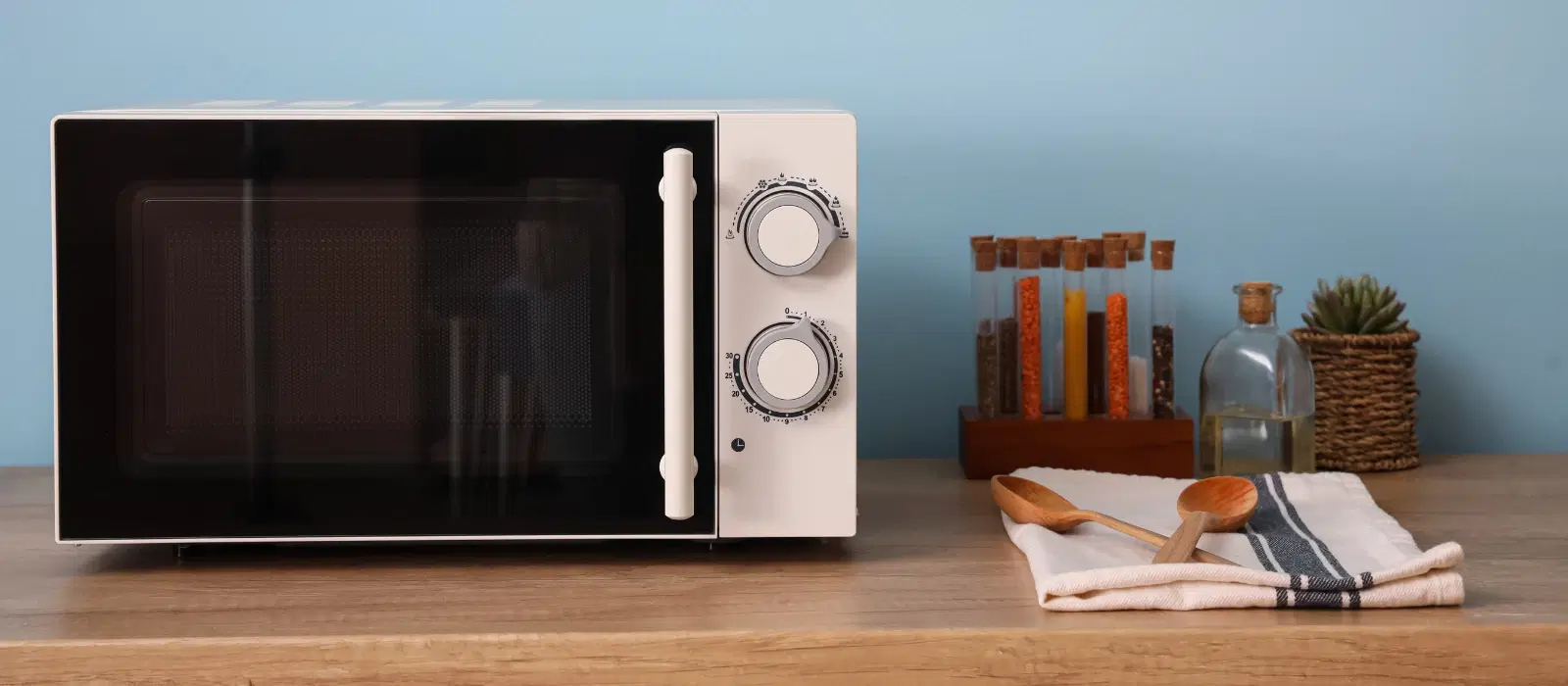 Convection vs Microwave: Which Is Best for Your Kitchen?