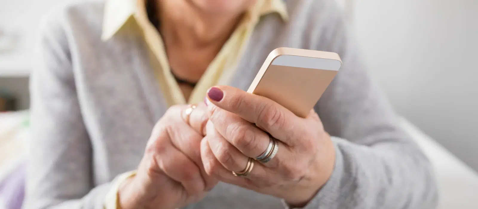 Expert Insights: Best Cell Phones for Senior Citizens