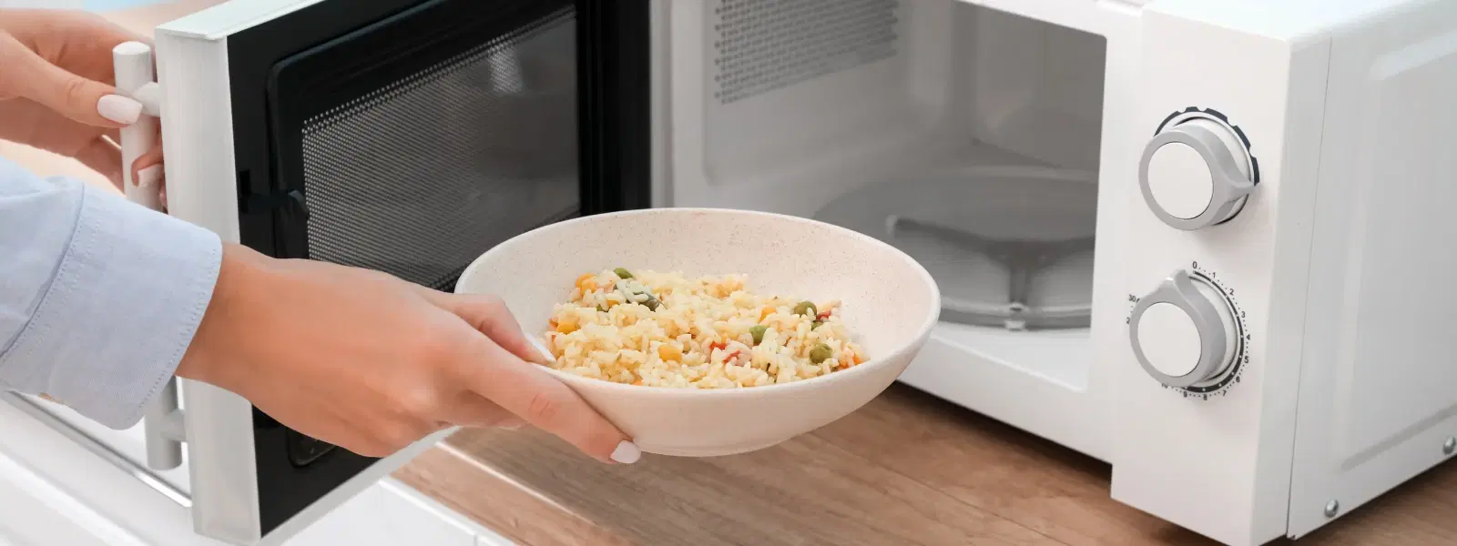 How Does a Microwave Work? FAQs on Its Technology