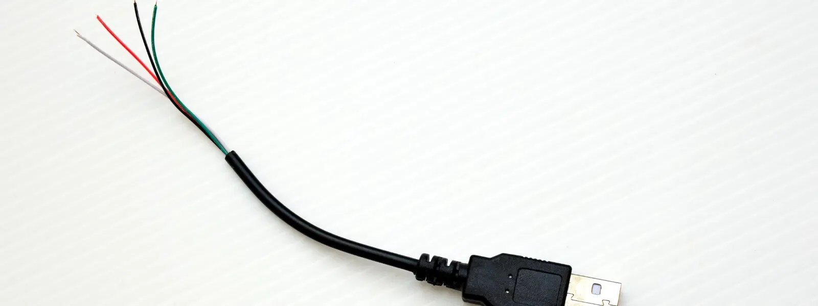 How Many Wires Are Inside a USB Cable? Explained!