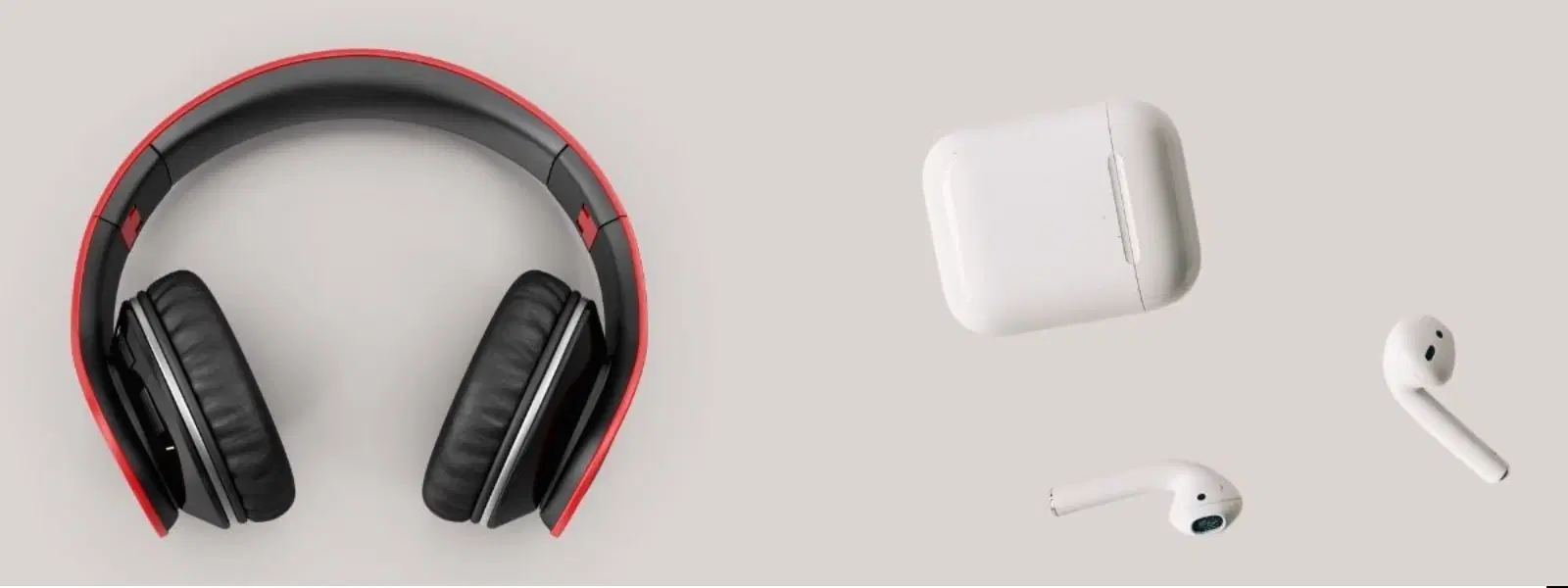 How to Choose Between Headphones Versus Earbuds