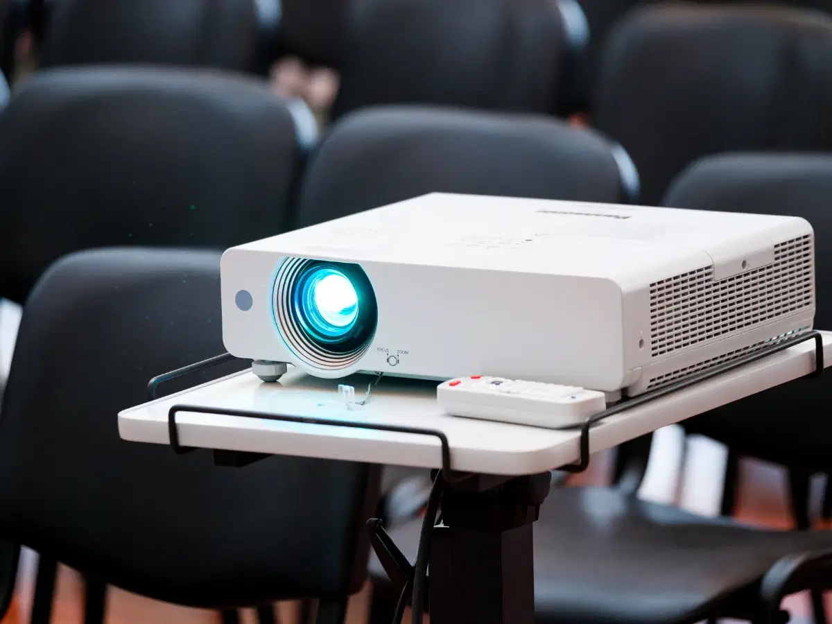 How to Choose the Best 4K Projector for Home Theater