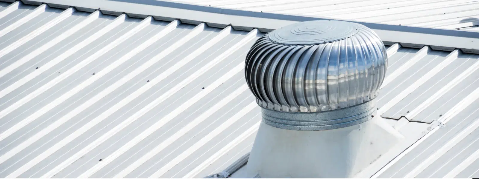 Roof Exhaust Fans vs Attic Fans: Which One is Better?