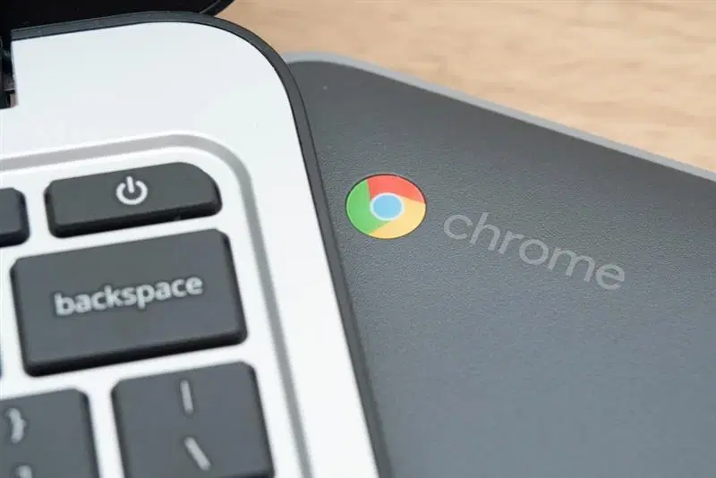Chromebook vs Laptop vs MacBook: Which One Should You Pick?