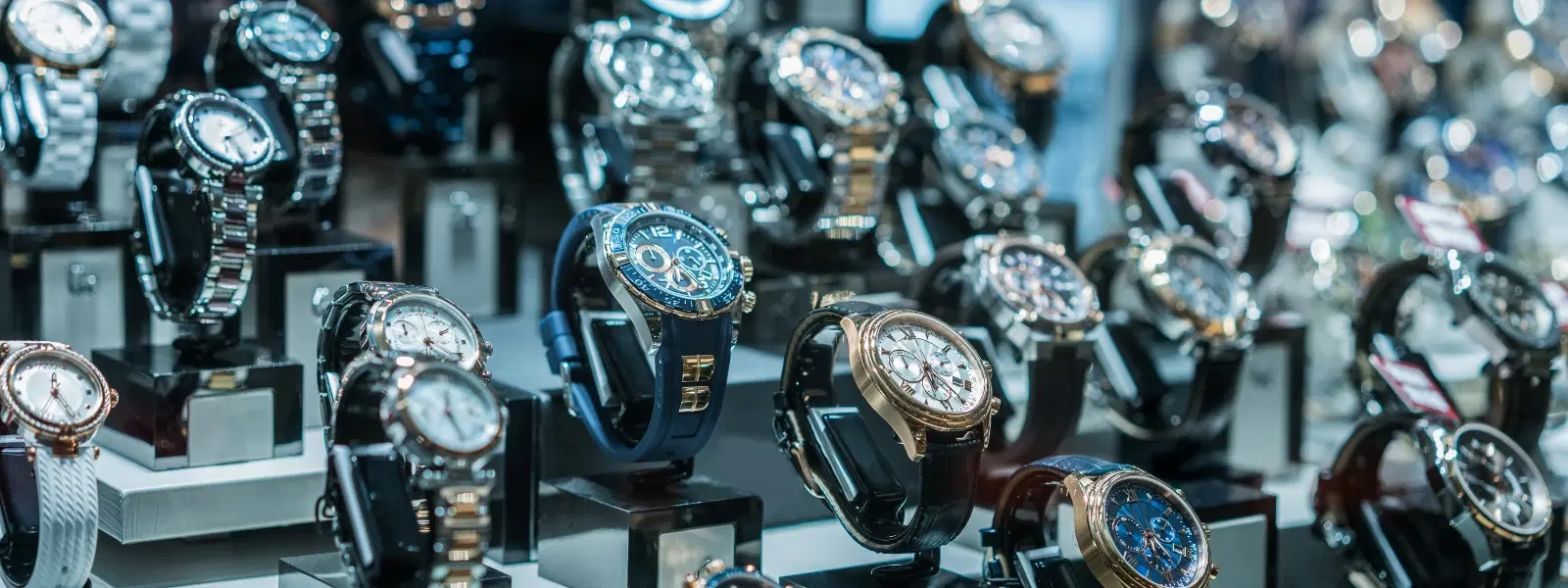 10 Essentials for Buying Minimalist Luxury Watches