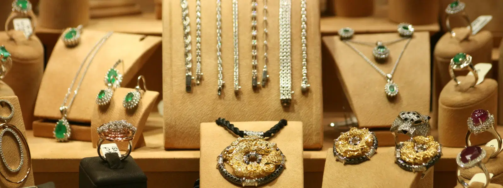 10 Stunning Body Jewelry Ideas for Your Next Piercing