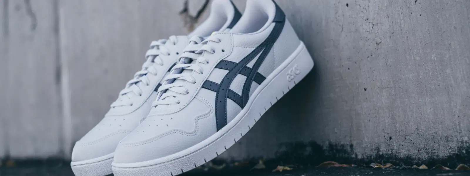 Best Shoes vs Casual Shoes: Which Pair Fits Your Style?