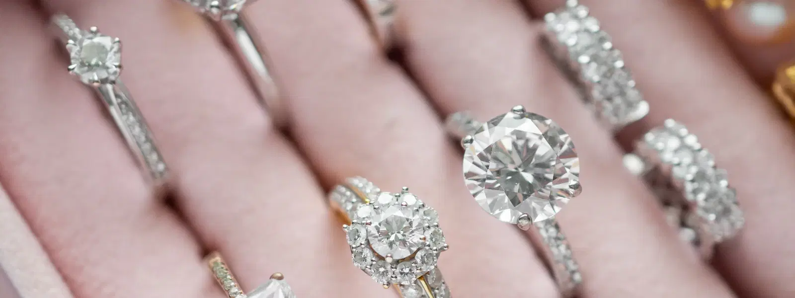 Checklist to Compare SI and VVS Diamonds for Jewellery