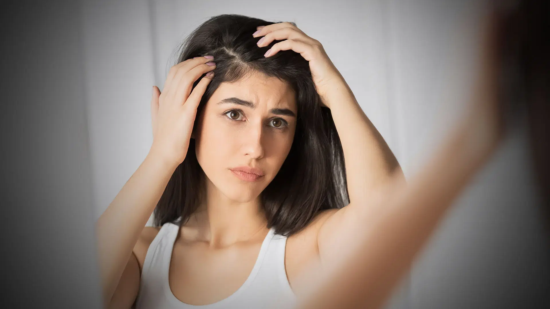 Dandruff vs Dry Scalp: Key Differences You Need to Know
