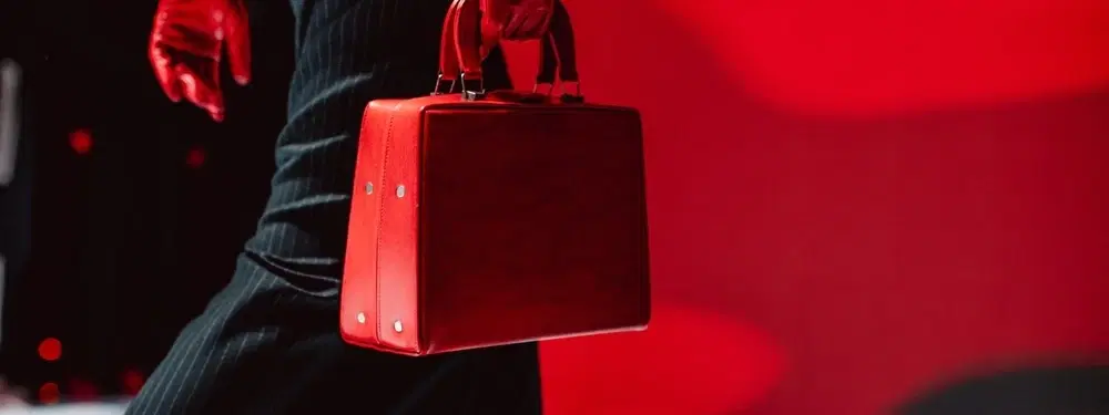 Expert Insights on 2025 Fashion Trends & Modern Wardrobes