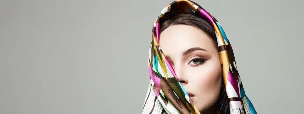 Expert Insights on Latest Fashion Trends for Ladies