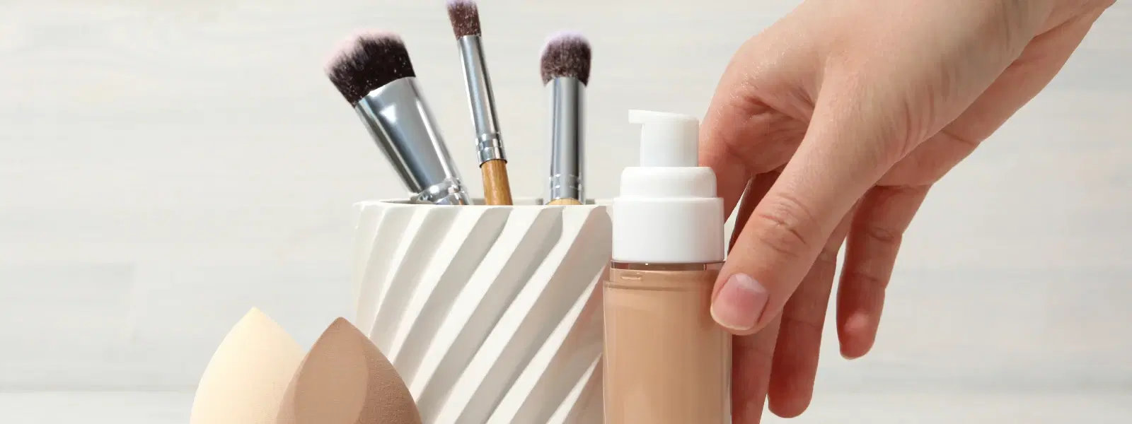 Facial Cleansing Tools vs Skin Rollers: Which Wins?