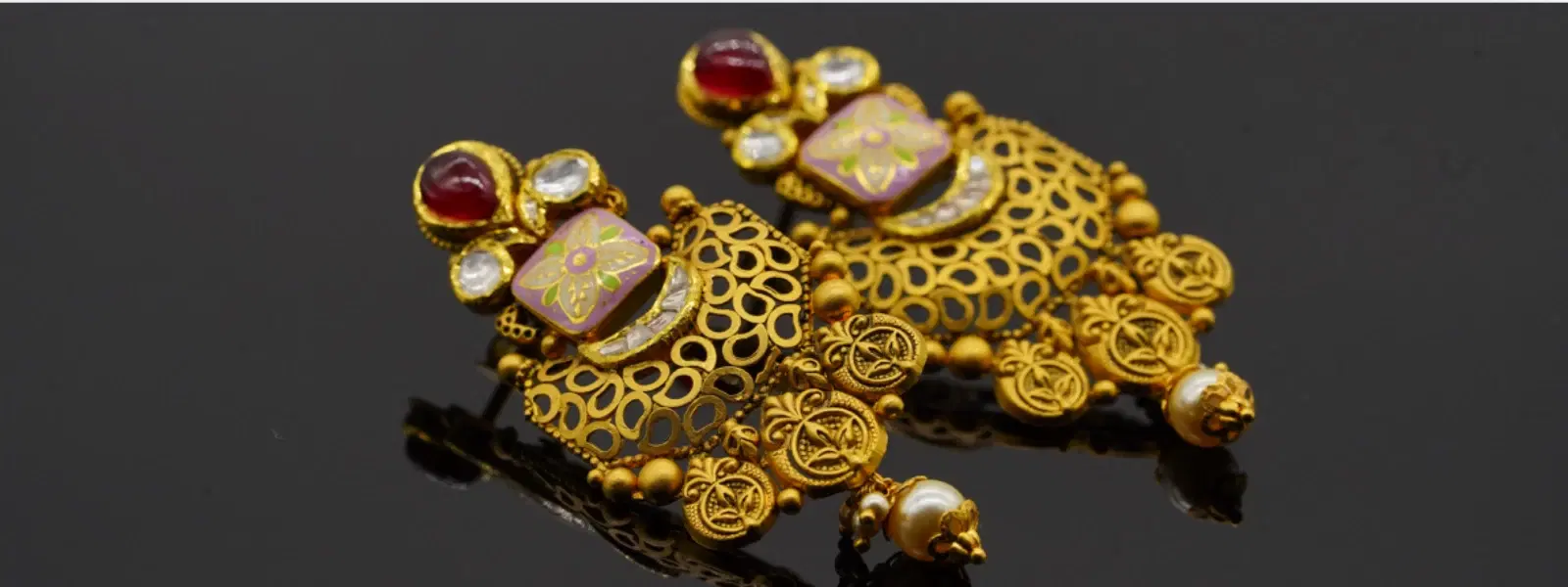 Gold vs Silver Jhumkas: Which Style Fits You Best?