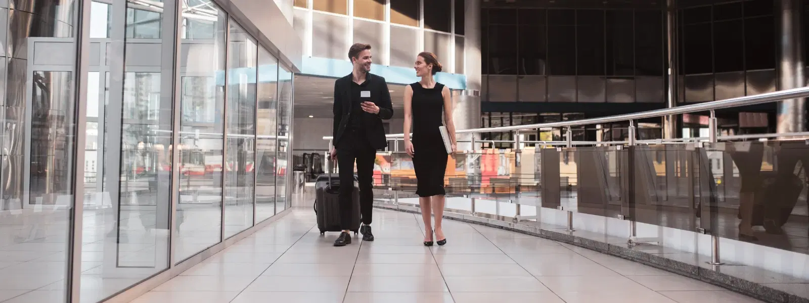 How to Dress Comfortably for Long Flights