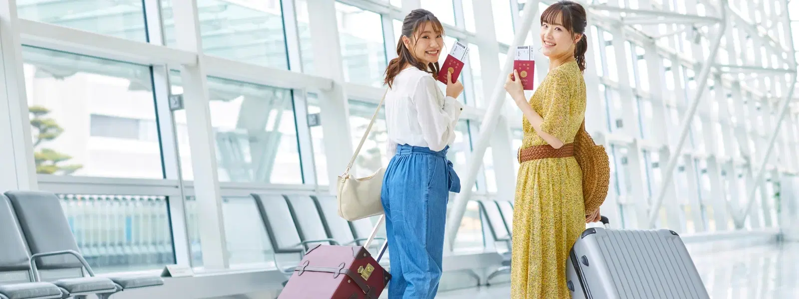How to Nail the Perfect Airport Outfit for Stress-Free Travel