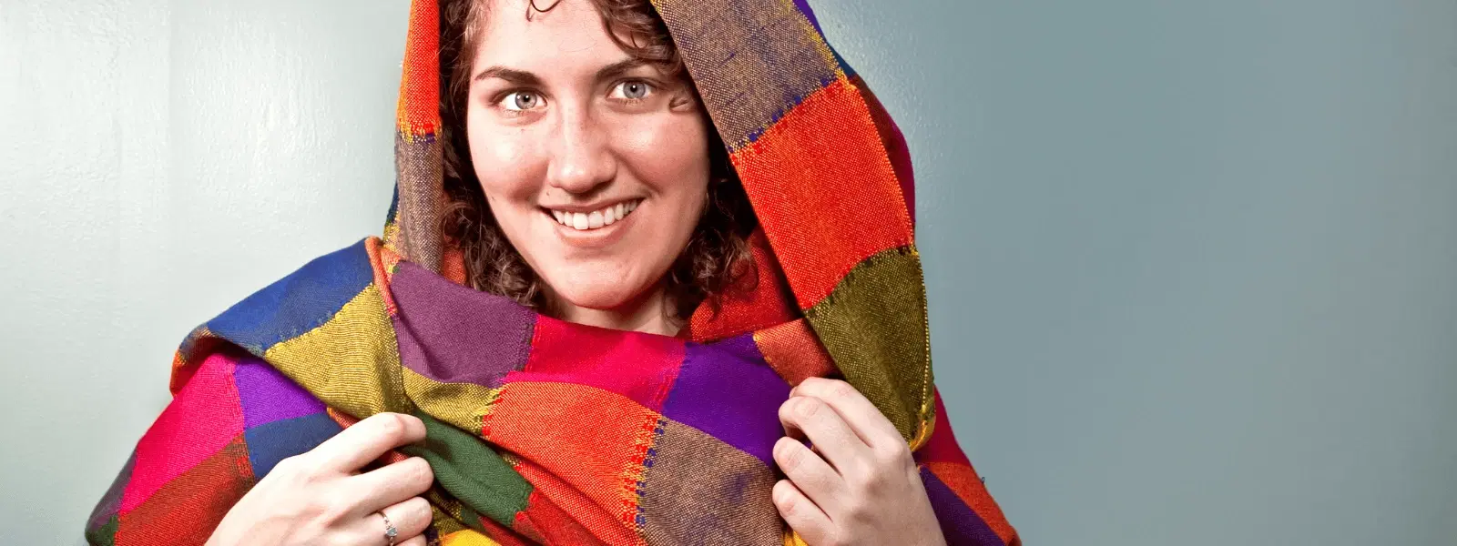 How to Style a Scarf: Easy Tips for Chic Looks