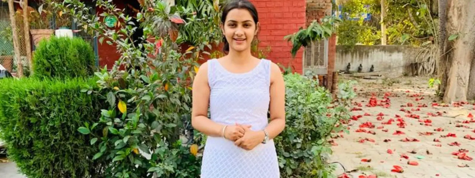 How to Style a White Chicken Kurta with Grace