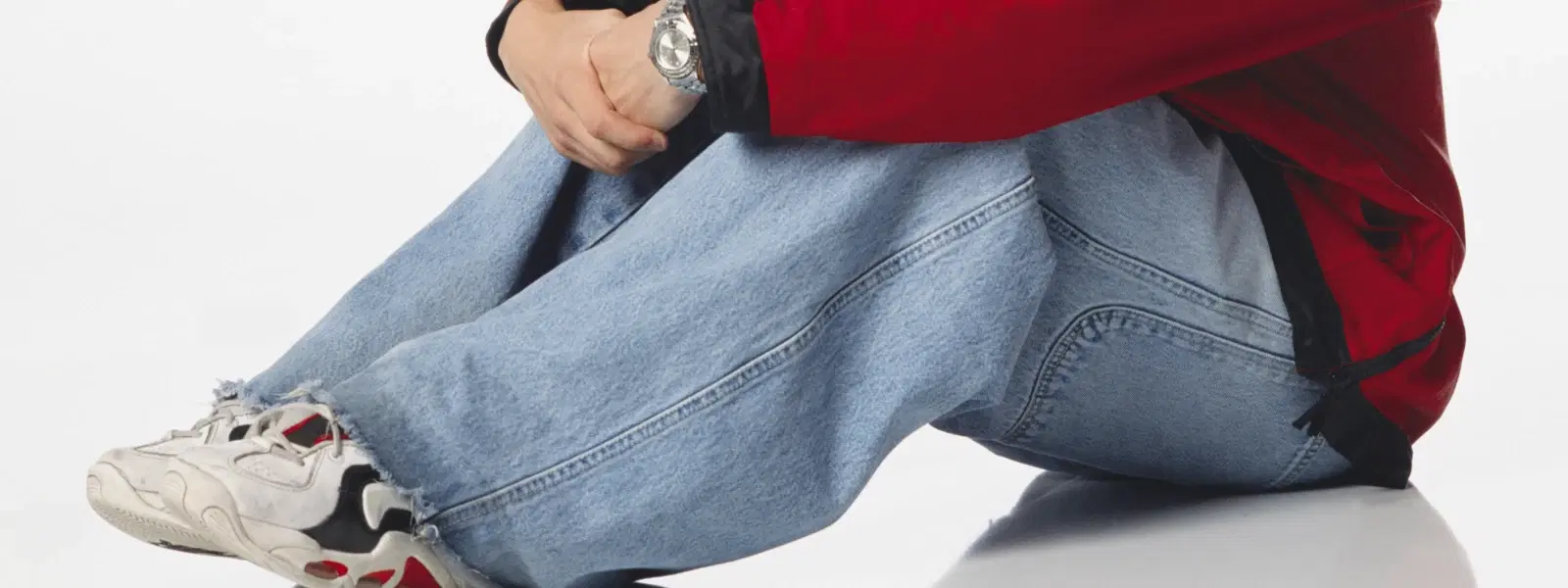 How to Style Baggy Jeans for Men: Easy Outfit Ideas