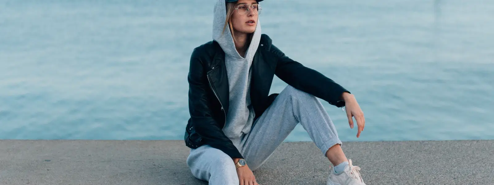 How to Style Joggers for Women: Top Outfit Tips