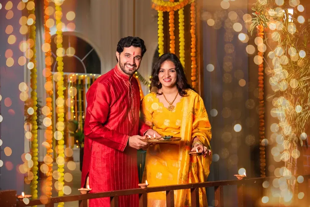 Indian Ethnic Wear vs Western Outfits: A Style Showdown