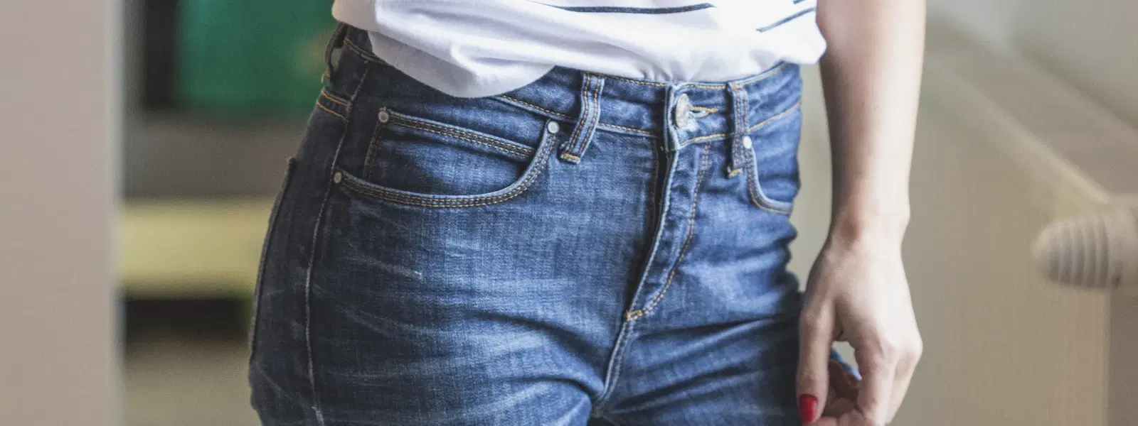 10 Best Boyfriend Fit Jeans for Effortless Style