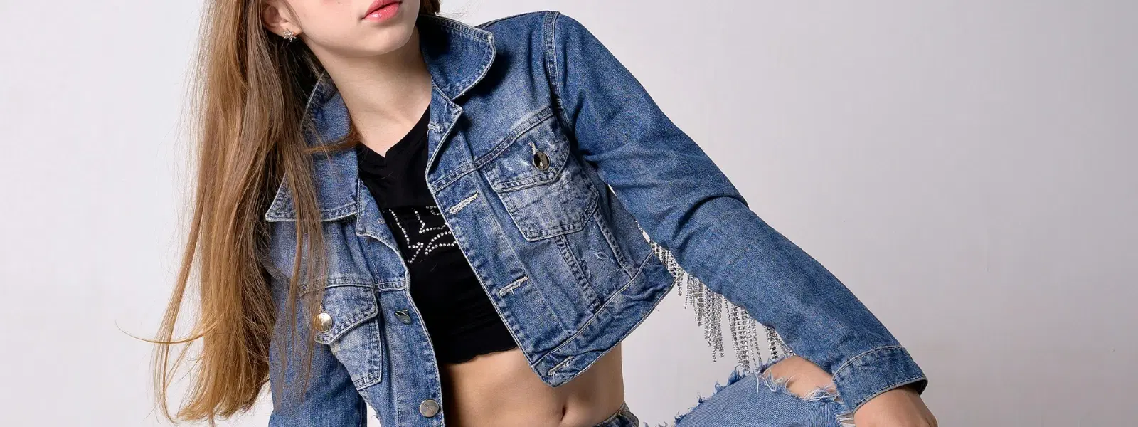 How to Style a Denim Jacket: Tips for Every Occasion