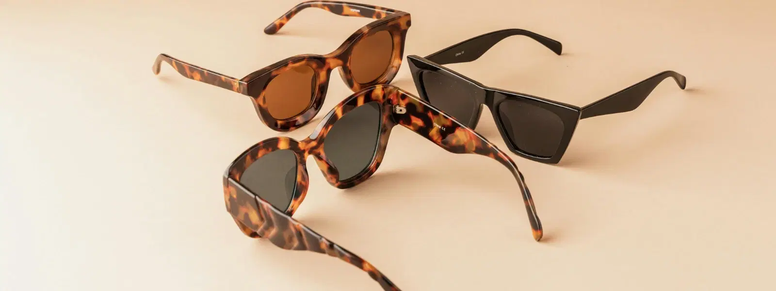 Luxury Eyewear vs Designer Sunglasses: What’s Better?