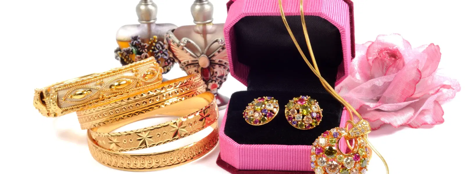 Luxury Gifts for Her vs Premium Presents: A Style Match