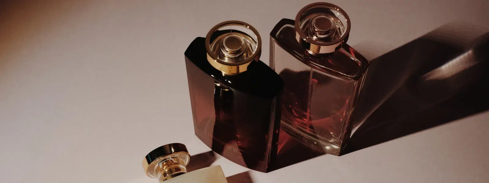 Perfume vs Cologne: Key Differences in Luxury Fragrances