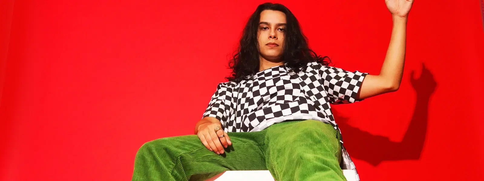 What to Wear with an Oversized T-Shirt? FAQs Answered