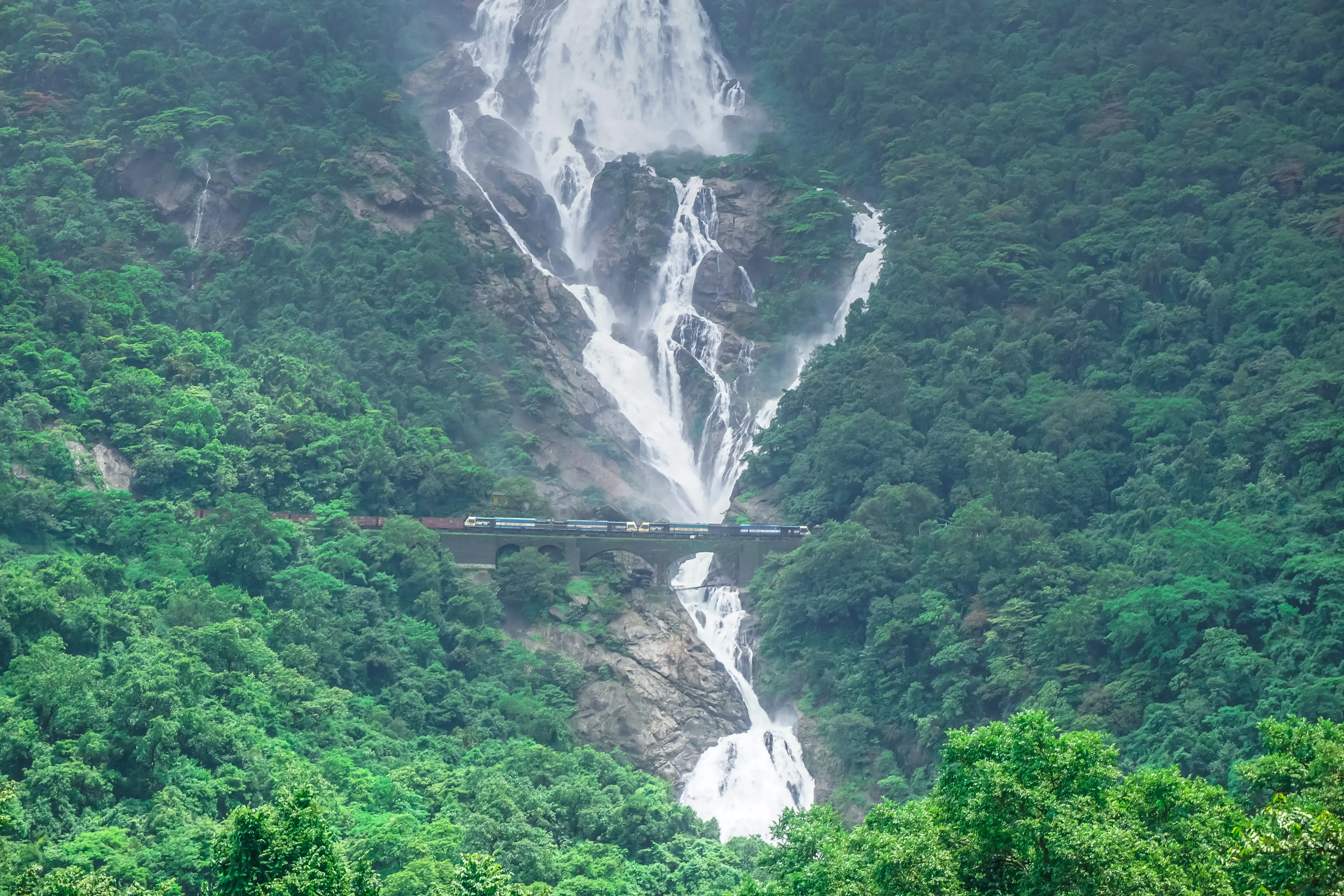 FAQs Answered: Your Nohkalikai Falls Trek Essentials