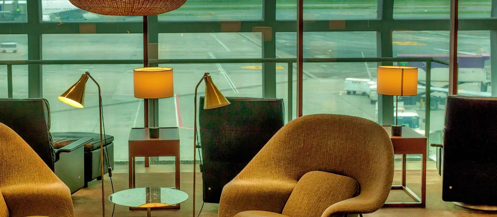 FAQs: Which Cards Are Accepted at Airport Lounges?