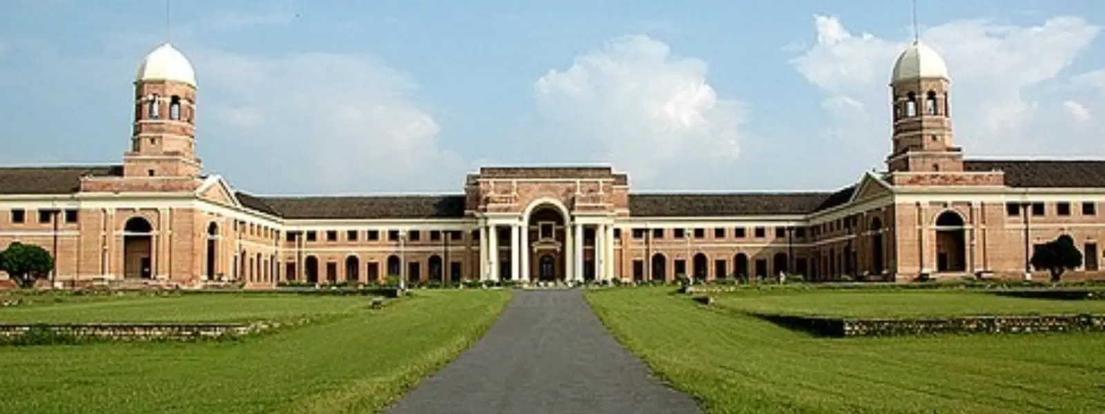 10 Heritage Schools in India That Shaped Education History