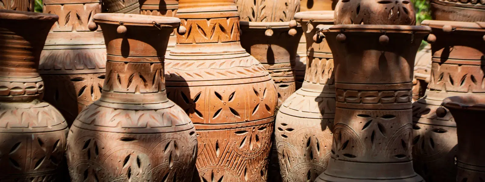 10 Must-Buy Souvenirs from Oman for Travelers