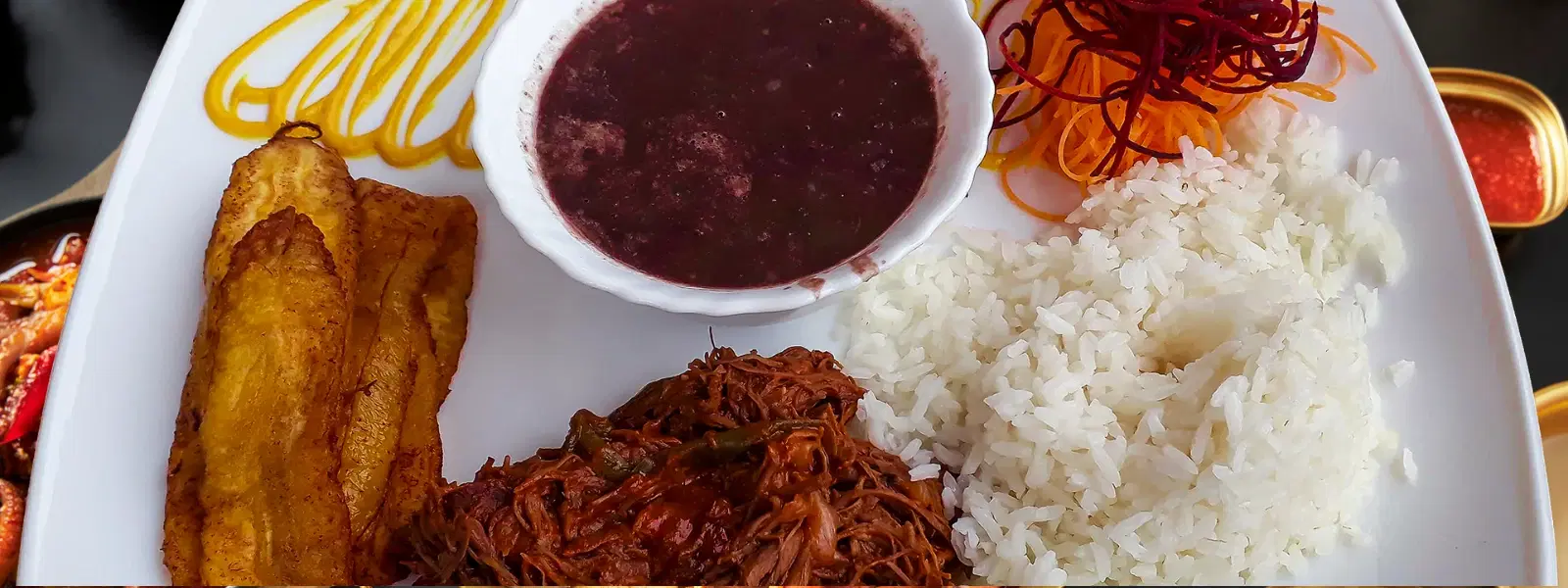 10 Must-Try Traditional Dishes of Guatemalan Cuisine