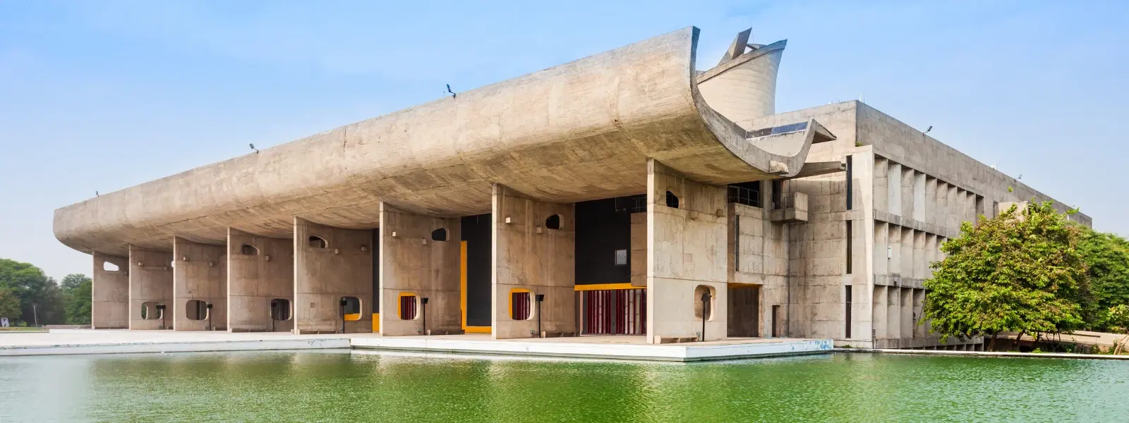 10 Must Visit Places in Chandigarh: The Ultimate Checklist