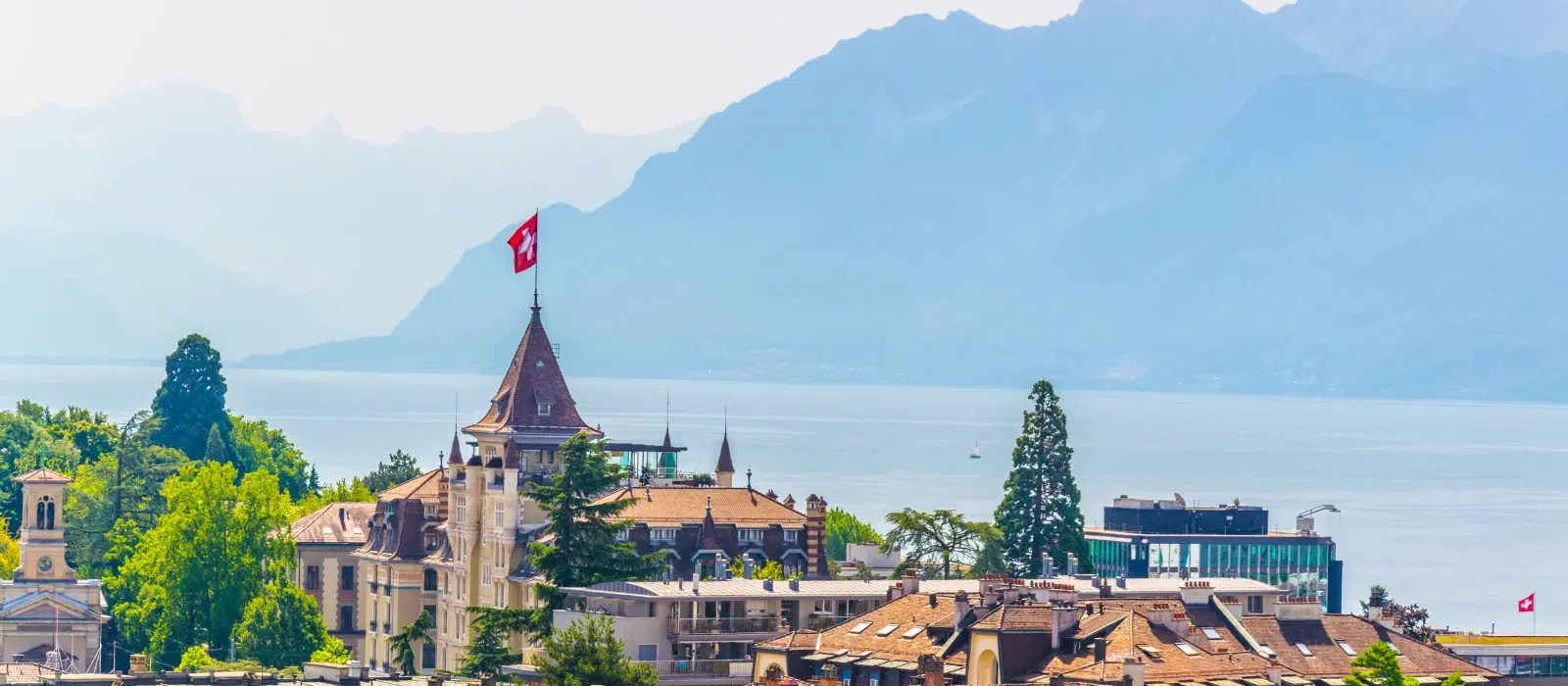 12 Best Places to Visit in August for a Dream Vacation