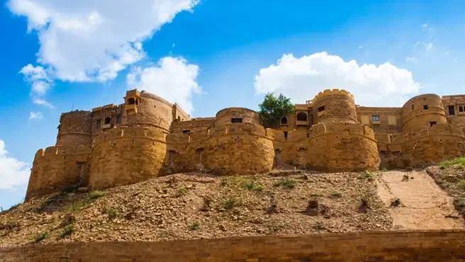 Al Jahili Fort FAQs: History, Hours, and Must-See Attractions