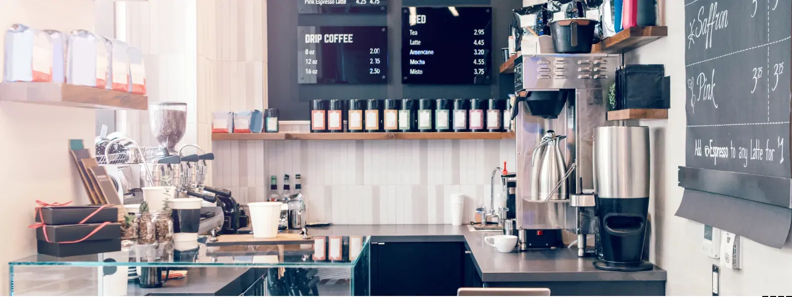 15 Must-Have Australian Items for Your Travel Checklist