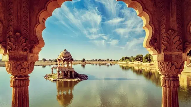 10 Must-Visit Places in India in October for Travelers