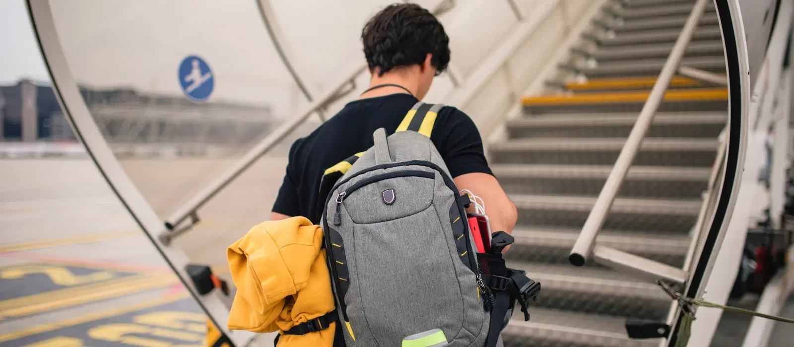 FAQs on Student Fare in Flights: Discounts and Deals