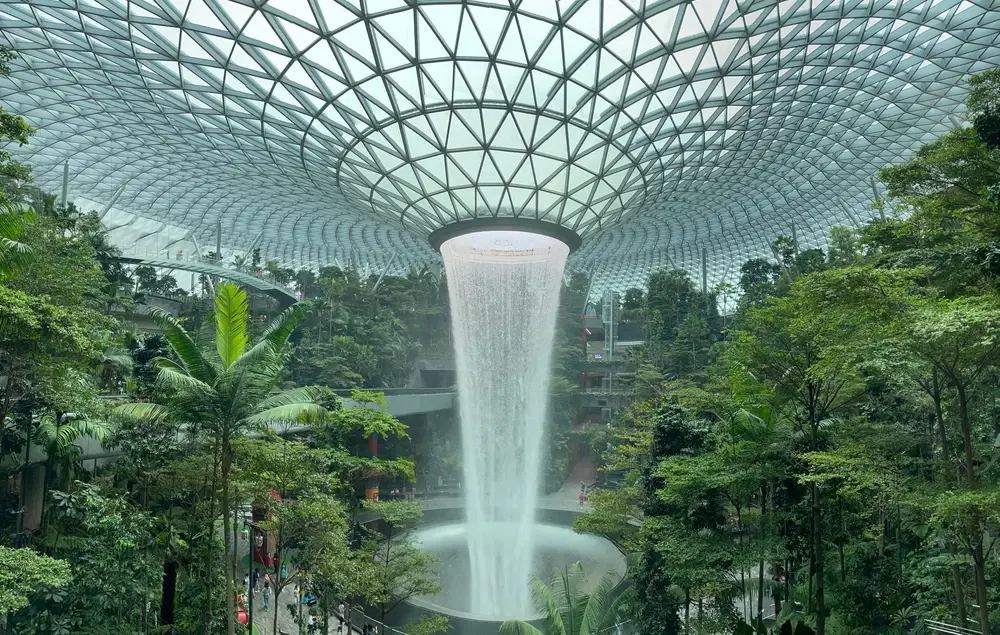 Unlock Changi Airport's Best Free Attractions & Experiences