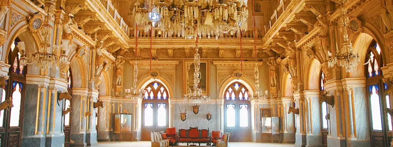 Aaina Mahal Palace vs Other Museums: Key Differences