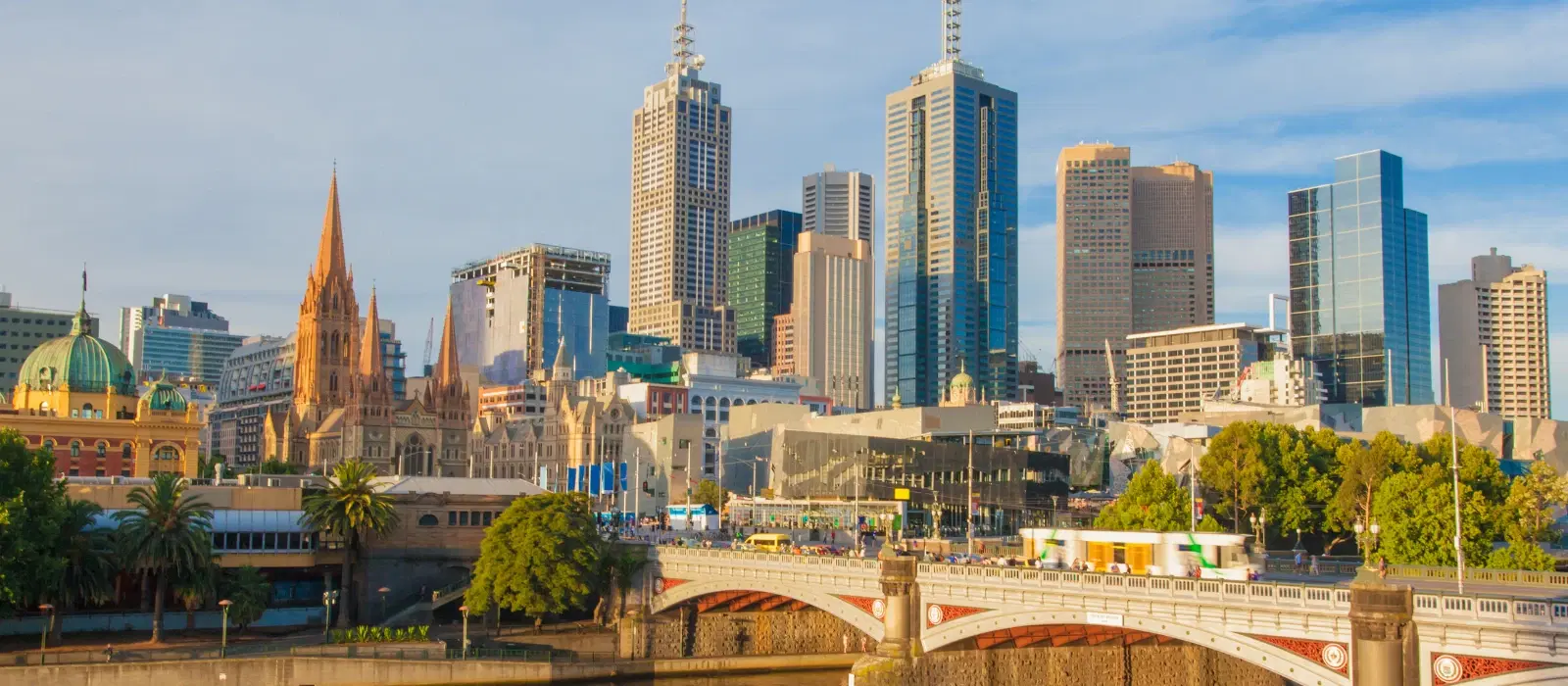 Checklist: Cheapest Time to Fly to Melbourne Australia