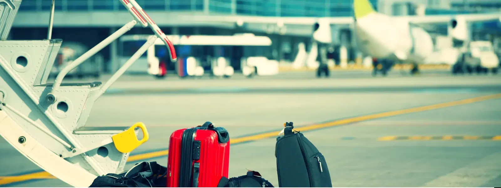 Domestic Flight Baggage Checklist: Luggage Weight Tips