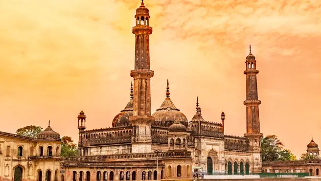 10 Romantic Spots in Lucknow for Couples to Visit